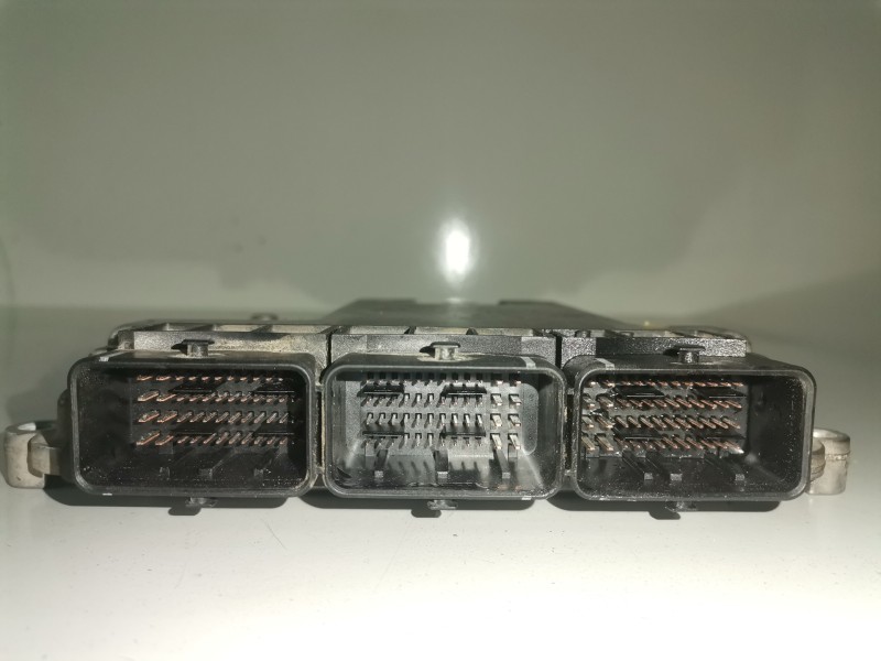 Recambio de centralita motor uce para peugeot 4007 4hn referencia OEM IAM 0281013666/9664487580  