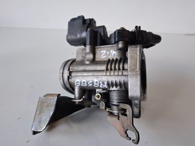 Recambio de caja mariposa para bmw serie z3 roadster (e36) 194s1 referencia OEM IAM   