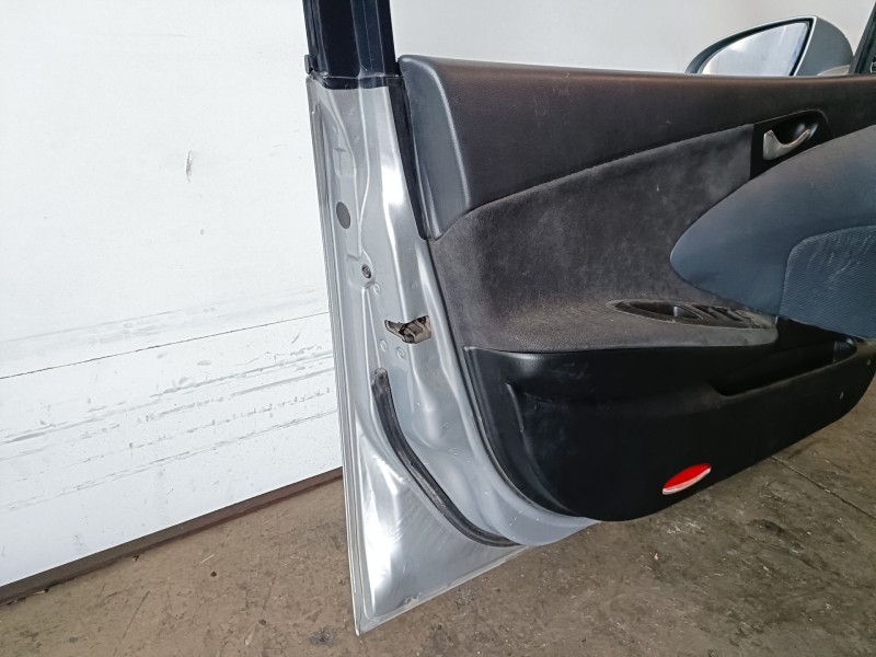 Recambio de puerta delantera izquierda para nissan primera berlina (p12) qg16 referencia OEM IAM   