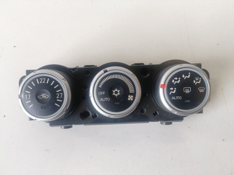 Recambio de mando climatizador para peugeot 4007 4hn referencia OEM IAM 7820A115XA  