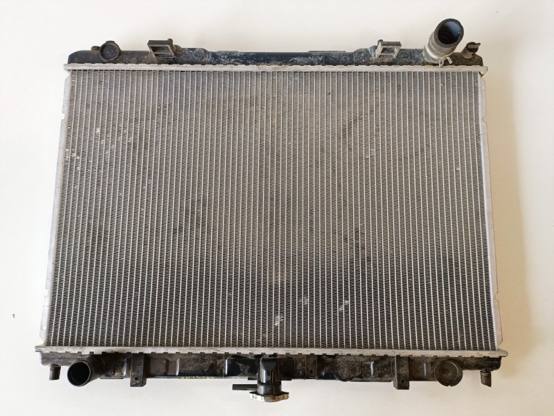 Recambio de radiador agua para nissan x-trail (t30) yd22 referencia OEM IAM 68703A  