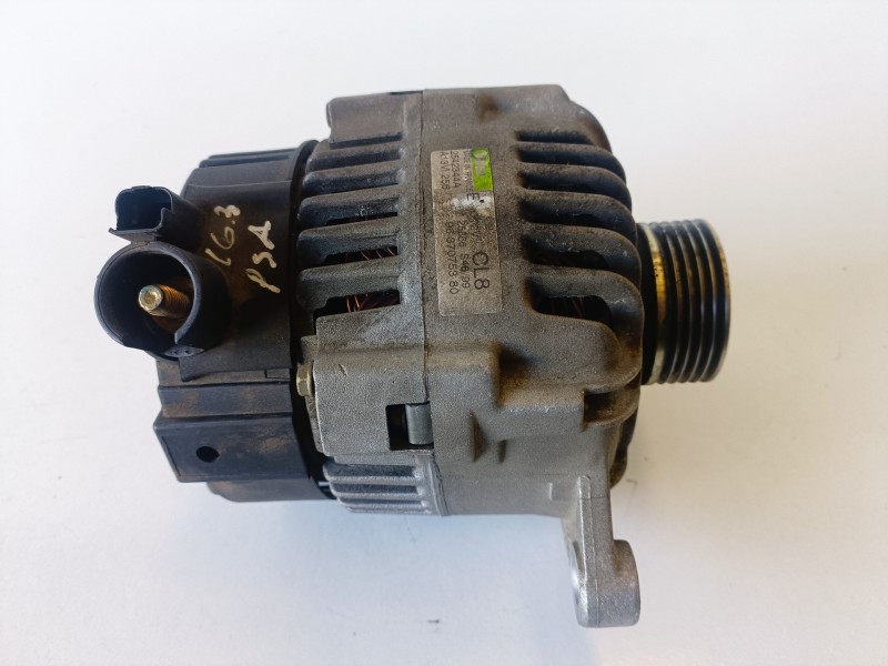 Recambio de alternador para citroen saxo kfx referencia OEM IAM 9637075380  