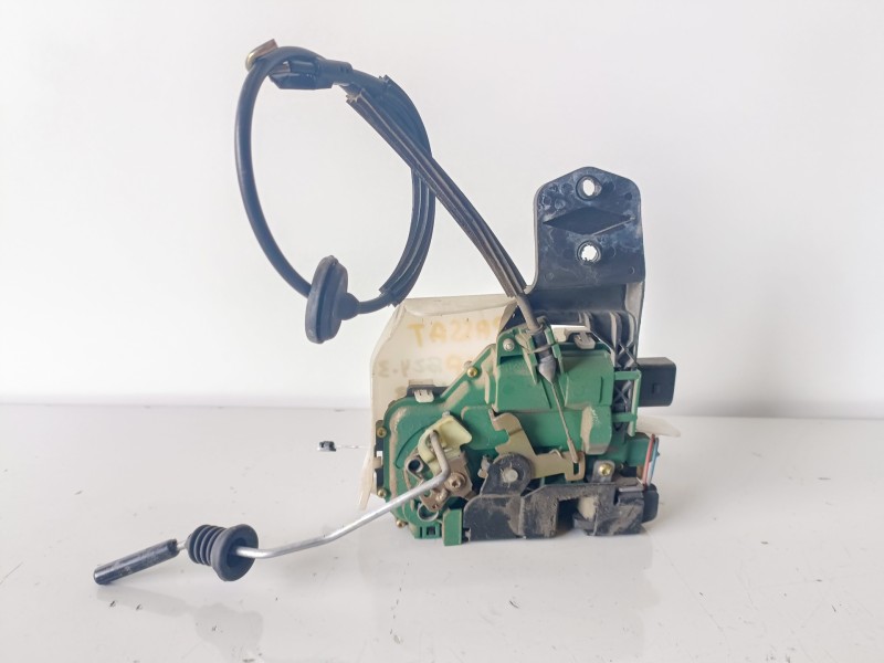 Recambio de cerradura puerta delantera izquierda para volkswagen passat berlina (3b3) avf referencia OEM IAM   