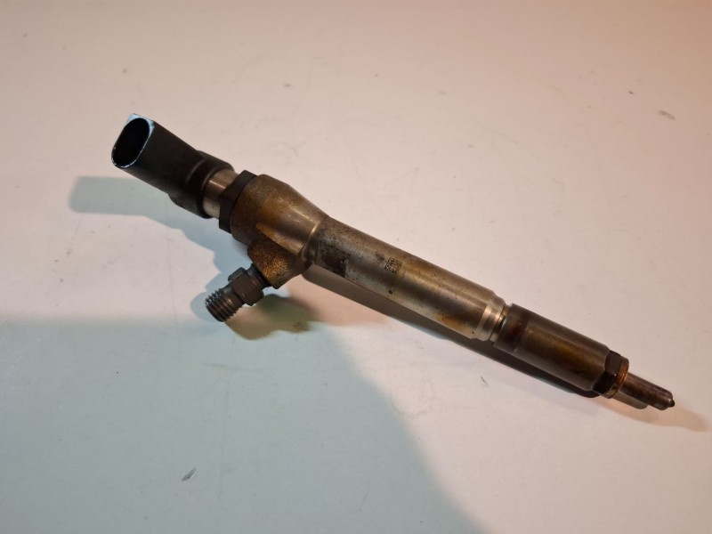 Recambio de inyector para renault scenic ii (jm) k9k732 referencia OEM IAM 8200380253  