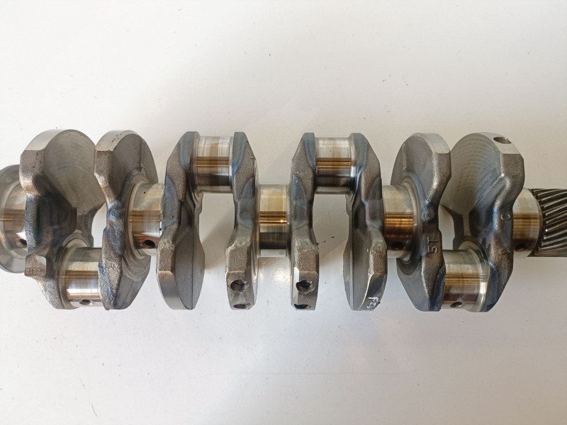 Recambio de cigueñal para mitsubishi montero (v60/v70) 4m41 referencia OEM IAM   