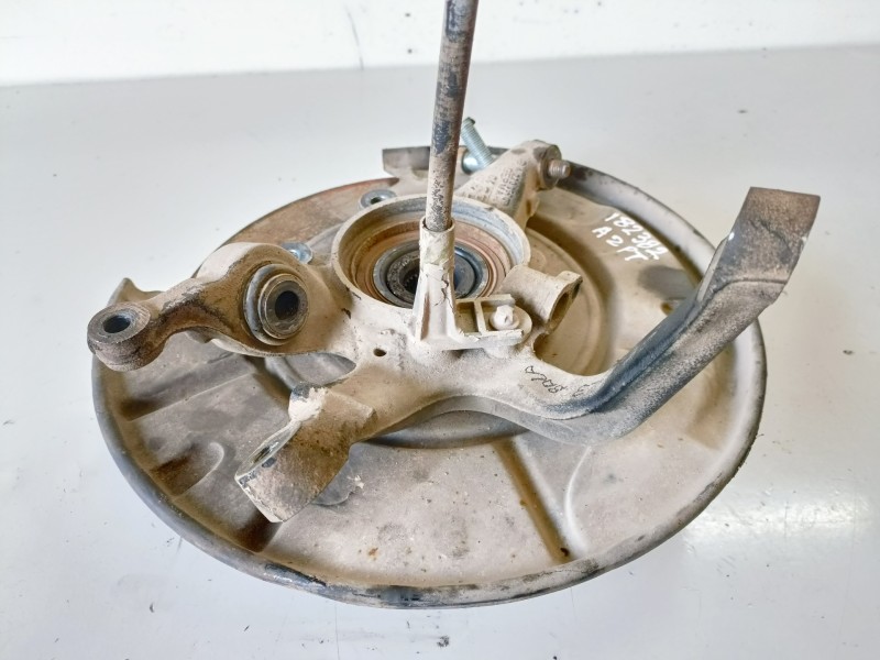 Recambio de mangueta trasera izquierda para mercedes-benz clase s (bm 220) berlina 628960 referencia OEM IAM   