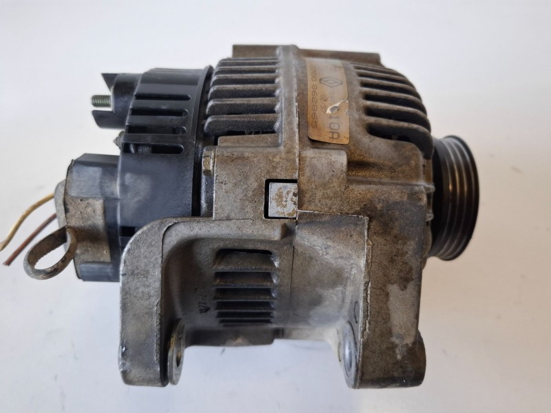 Recambio de alternador para renault megane i classic (la0) e7j764 referencia OEM IAM 7700862865  