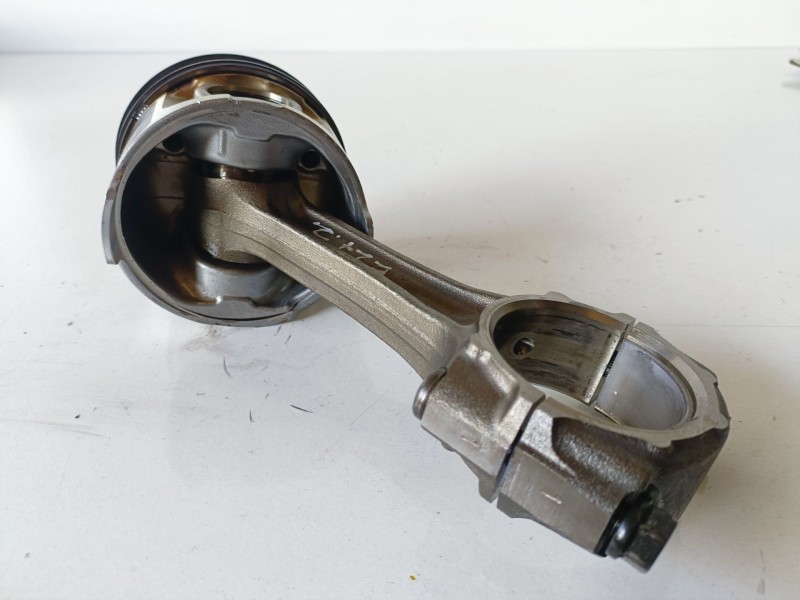 Recambio de piston para mitsubishi montero (v60/v70) 4m41 referencia OEM IAM   