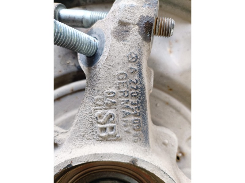 Recambio de mangueta trasera izquierda para mercedes-benz clase s (bm 220) berlina 628960 referencia OEM IAM   