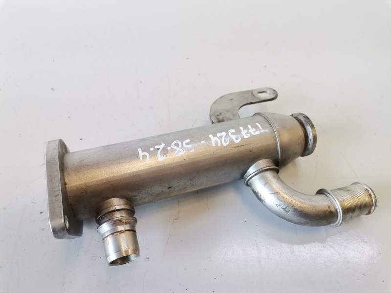 Recambio de enfriador egr para volvo v50 familiar d4204t referencia OEM IAM 9645689780  
