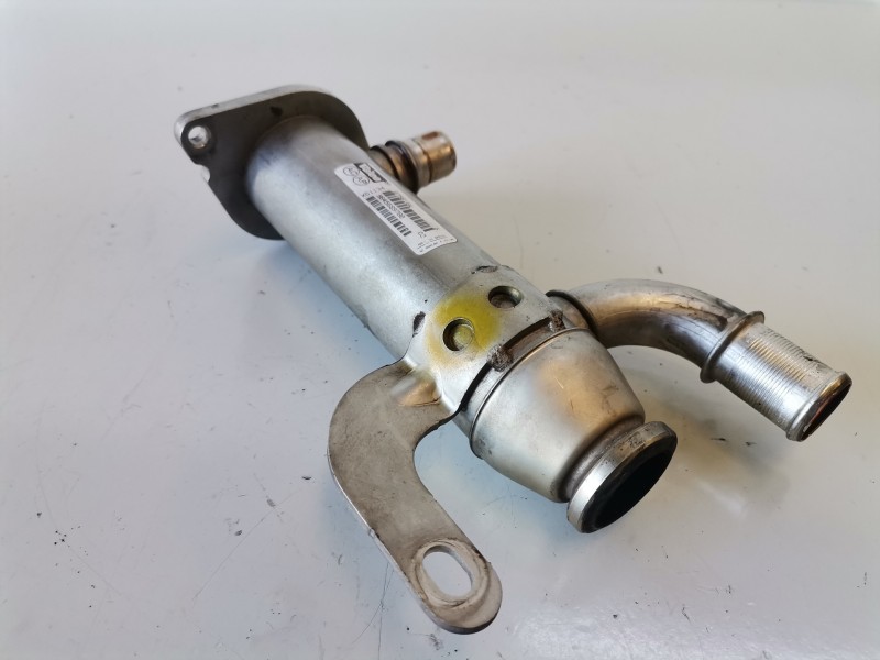 Recambio de enfriador egr para volvo v50 familiar d4204t referencia OEM IAM 9645689780  