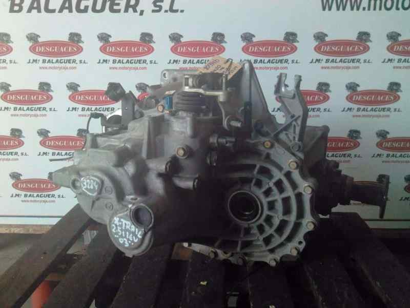 Recambio de caja cambios para nissan x-trail (t30) referencia OEM IAM 8H513/9H608/5X46076  