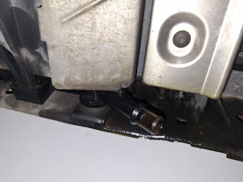 Recambio de radiador agua para citroen c3 hfx referencia OEM IAM   