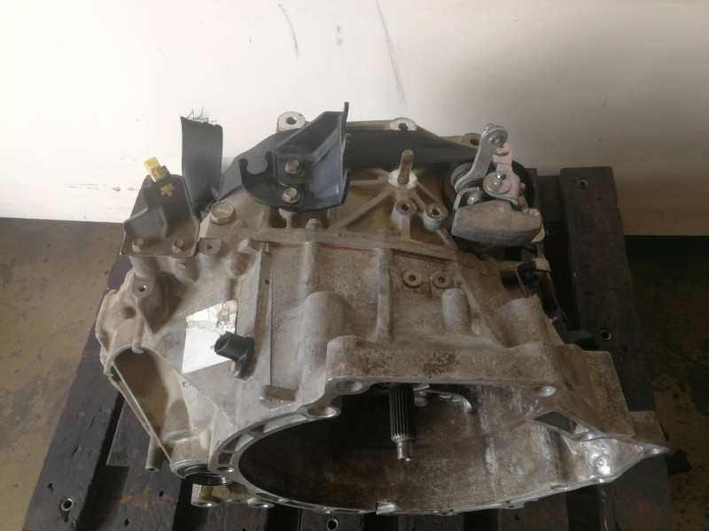 Recambio de caja cambios para mazda 6 berlina (gg) rf referencia OEM IAM RF7J/GC0703000  