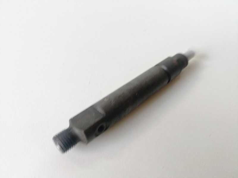 Recambio de inyector para citroen jumper camión 814043 referencia OEM IAM 109P81  