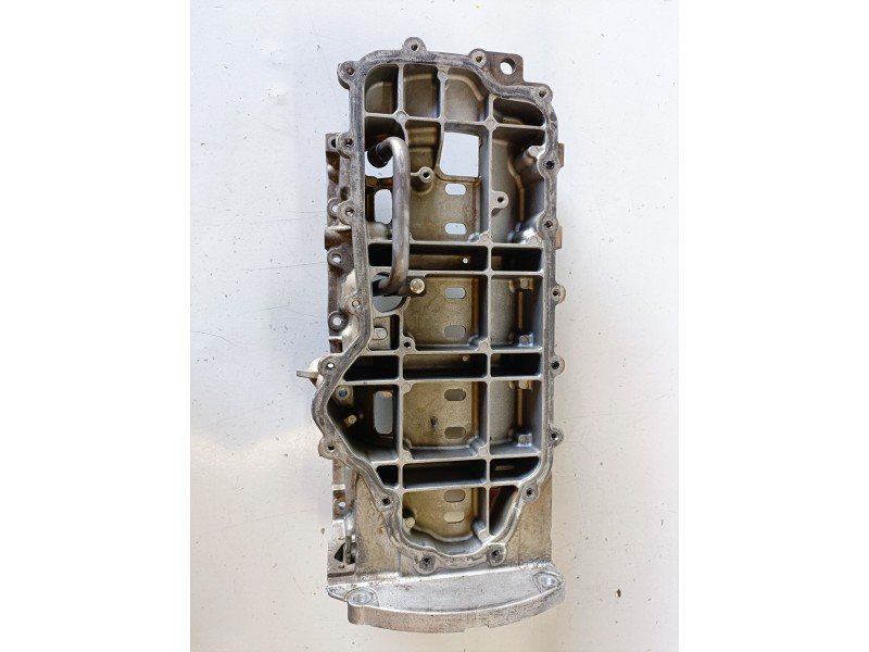 Recambio de sobrecarter para ford tourneo connect (tc7) rwpa referencia OEM IAM 6G9Q6U003AA  