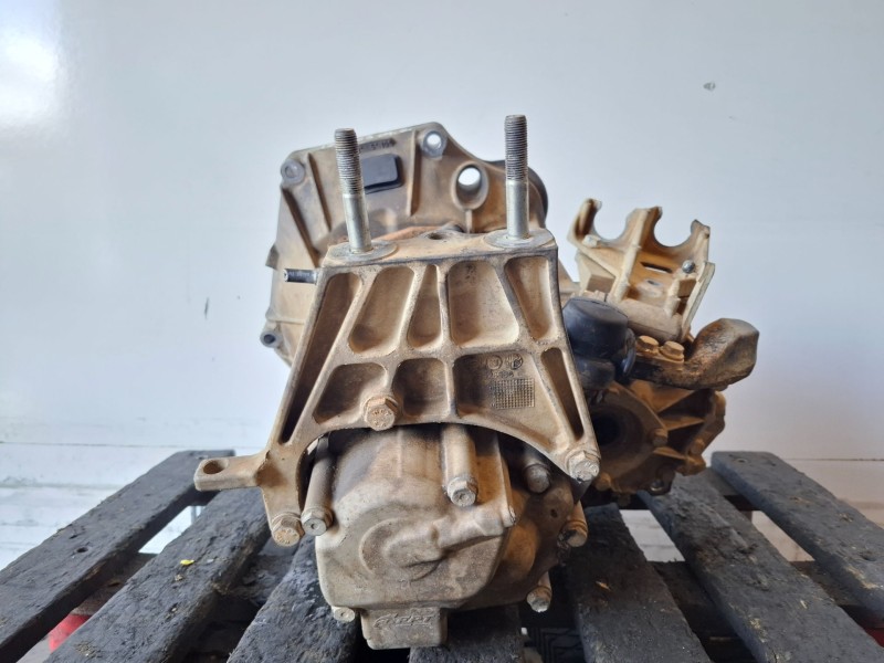 Recambio de caja cambios para peugeot bipper 199a9000 referencia OEM IAM 557646  