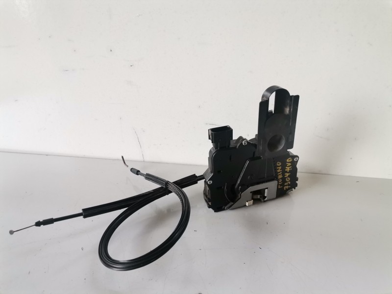 Recambio de cerradura puerta trasera izquierda para fiat qubo (300) 199a9000 referencia OEM IAM 1356367080  