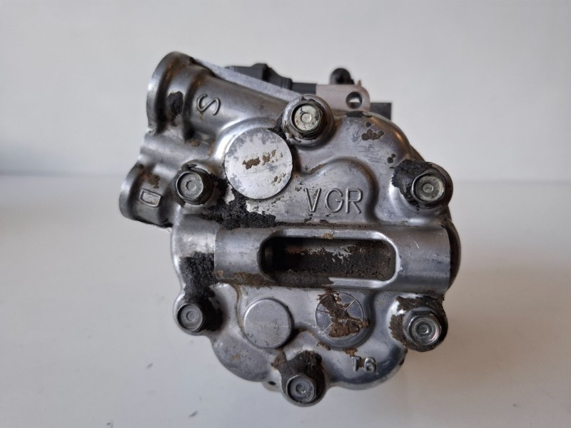 Recambio de compresor aire acondicionado para peugeot bipper 199a9000 referencia OEM IAM 51893889  