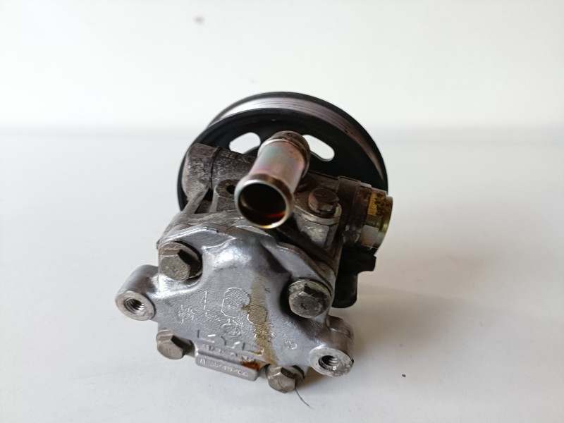 Recambio de bomba direccion para audi a3 (8l) asz referencia OEM IAM 1J0422154A  