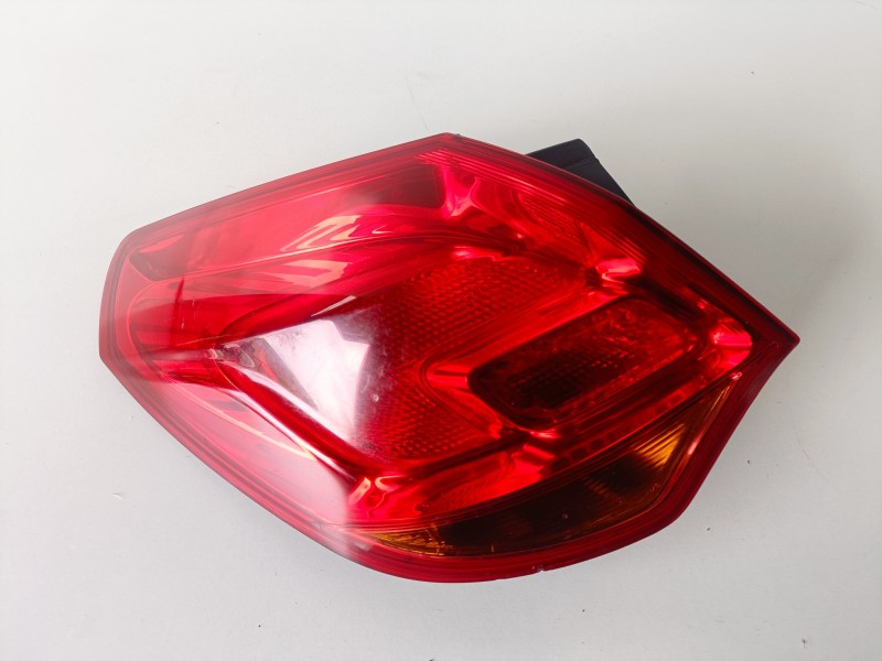 Recambio de piloto trasero izquierdo para opel astra j berlina 5p a13dte referencia OEM IAM   