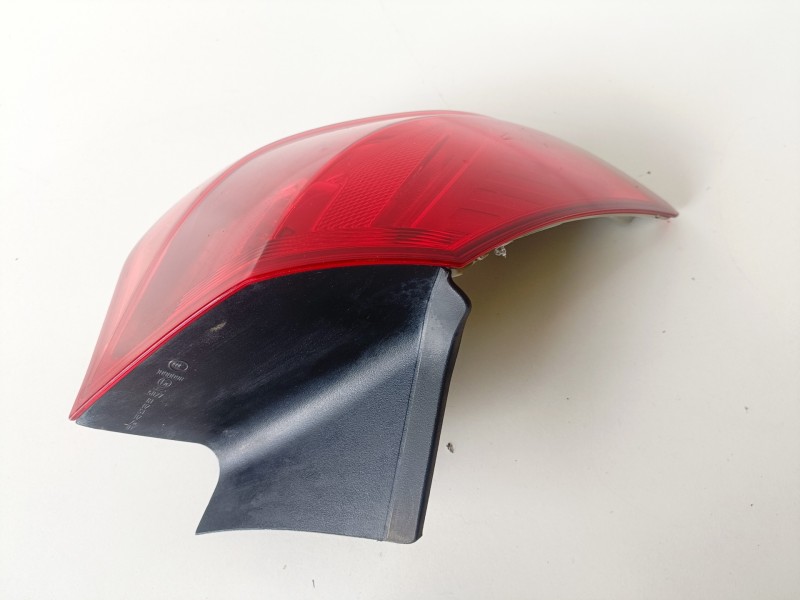 Recambio de piloto trasero izquierdo para opel astra j berlina 5p a13dte referencia OEM IAM   