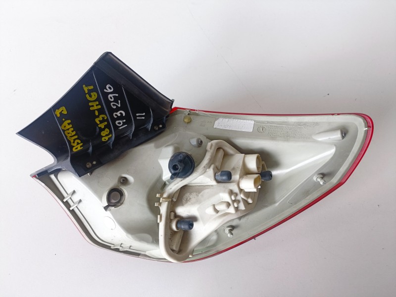 Recambio de piloto trasero izquierdo para opel astra j berlina 5p a13dte referencia OEM IAM   