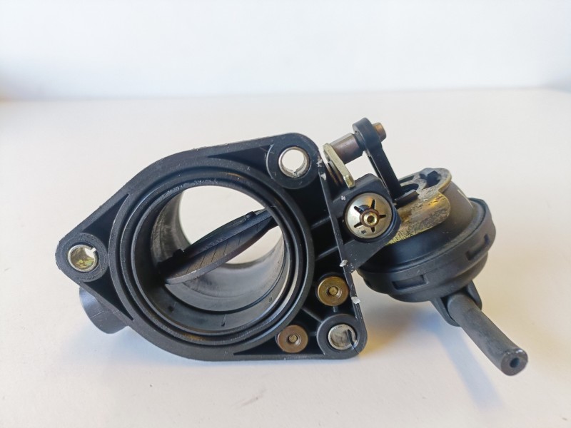 Recambio de caja mariposa para renault laguna ii (bg0) f9q750 referencia OEM IAM   