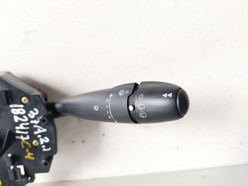 Recambio de mando luces para citroen c4 berlina kfu referencia OEM IAM 96627924XT  