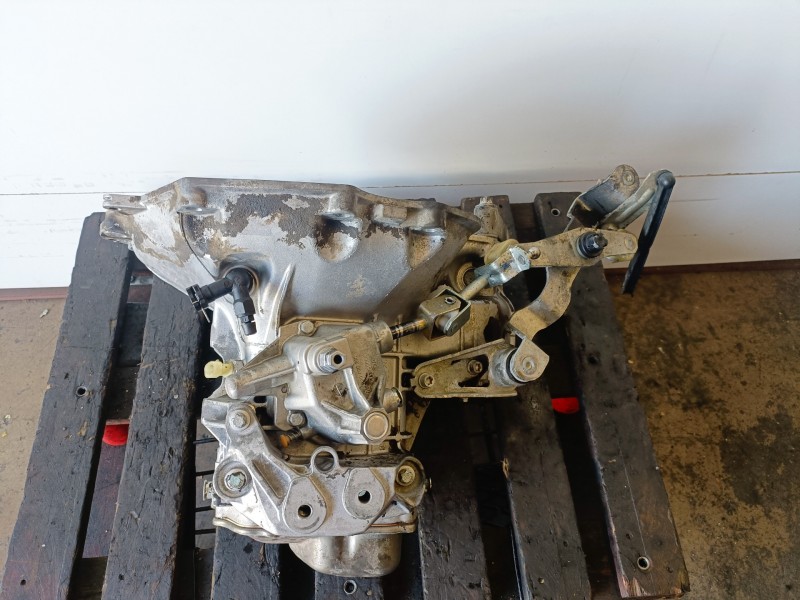Recambio de caja cambios para opel corsa c z12xe referencia OEM IAM   