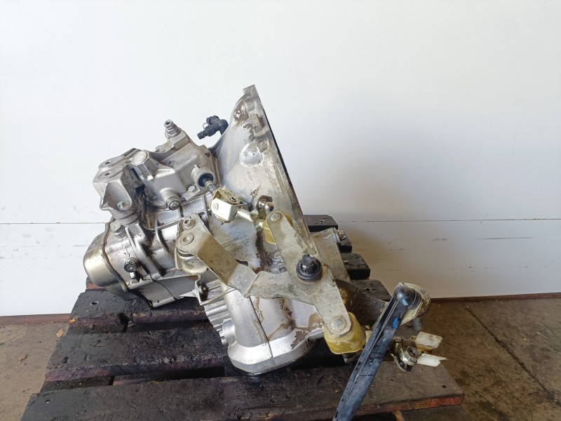 Recambio de caja cambios para opel corsa c z12xe referencia OEM IAM   