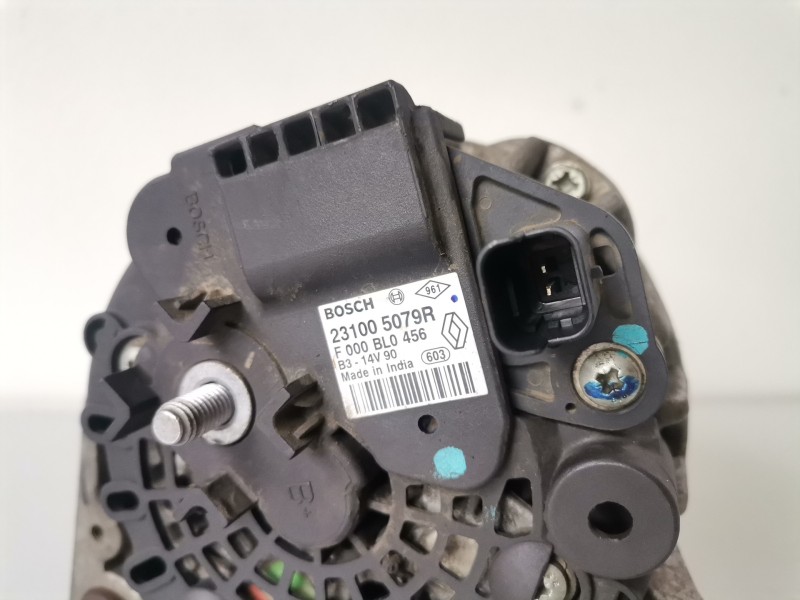 Recambio de alternador para dacia sandero ii h4b400 referencia OEM IAM 231005079R  