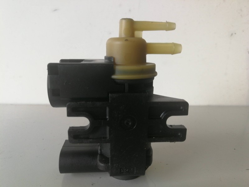 Recambio de valvula aire adicional para audi a4 berlina (8k2) caga referencia OEM IAM 8K0906627  