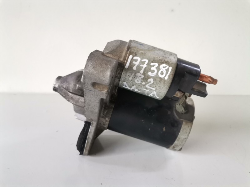 Recambio de motor arranque para dacia sandero ii h4b400 referencia OEM IAM 233000779R/M000T46571ZT  
