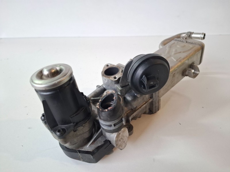 Recambio de enfriador egr para volkswagen caddy (2c)(08.2010) cfhf referencia OEM IAM 03L131512C  