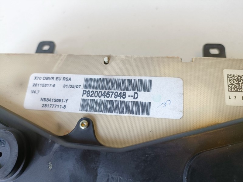Recambio de cuadro instrumentos para renault master ii fase 2 furgón g9u650 referencia OEM IAM P8200467948D  