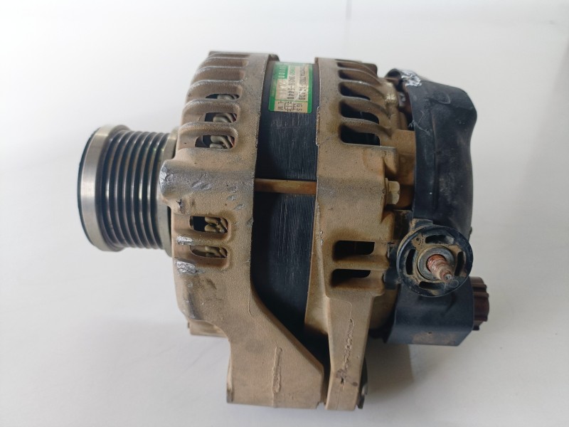 Recambio de alternador para toyota land cruiser (j15) 1kdftv referencia OEM IAM 2706030130/1042105440  