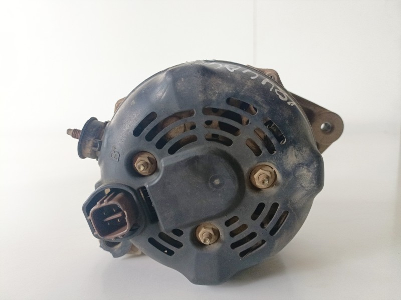 Recambio de alternador para toyota land cruiser (j15) 1kdftv referencia OEM IAM 2706030130/1042105440  
