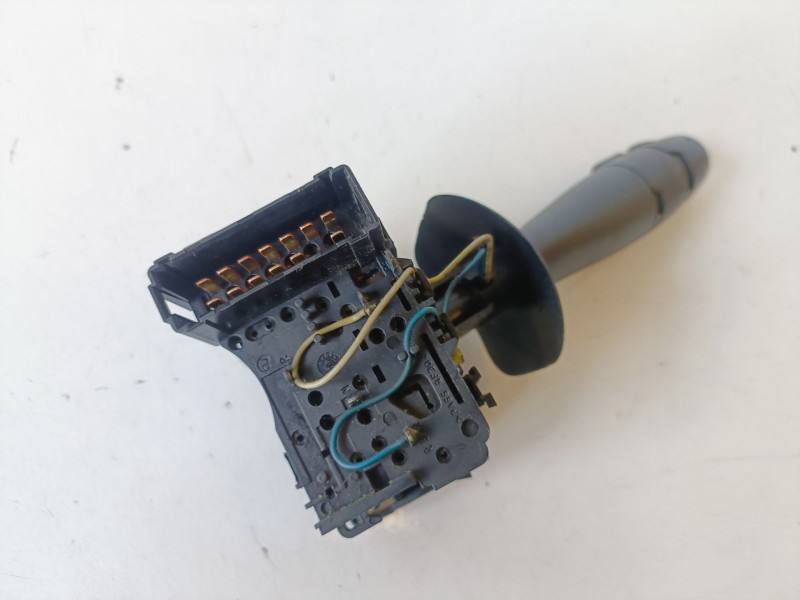 Recambio de mando luces para renault master ii fase 2 furgón g9u650 referencia OEM IAM 8200199519  