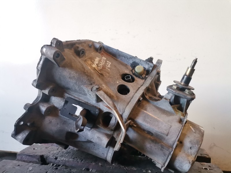 Recambio de caja cambios para peugeot 206 rhy referencia OEM IAM 20DM18  