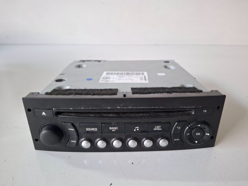 Recambio de sistema audio / radio cd para peugeot 5008 ah01 referencia OEM IAM 98053736XT00  