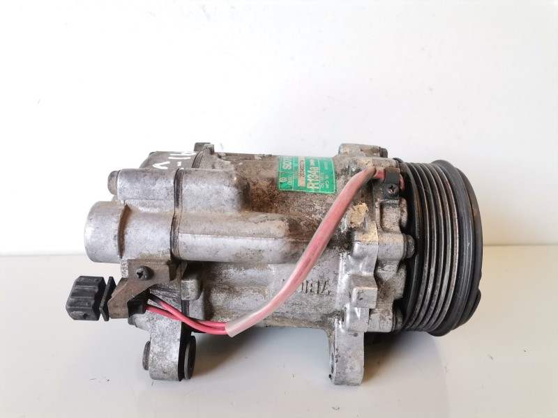 Recambio de compresor aire acondicionado para volkswagen polo iii (6n1) aex referencia OEM IAM 6N0820803A  