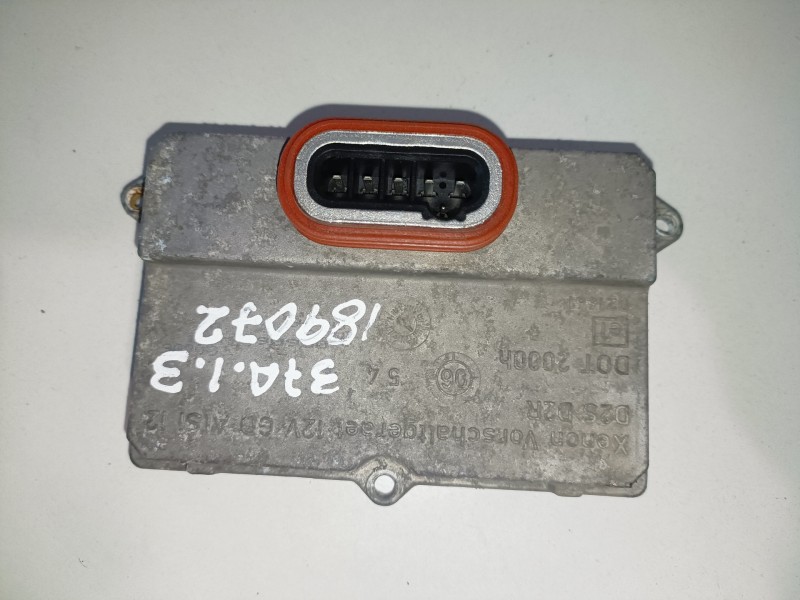 Recambio de centralita faros xenon para audi a6 berlina (4f2) bre referencia OEM IAM 5DV00829000  