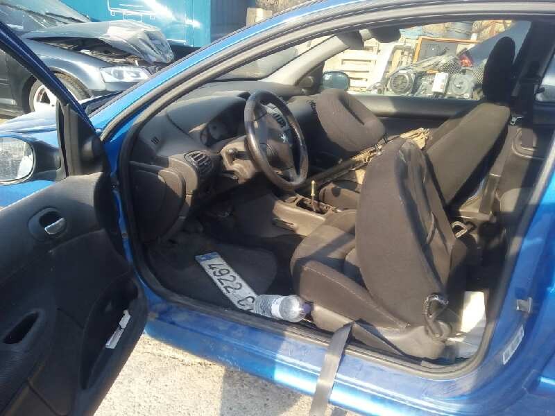 peugeot 206 del año 2004