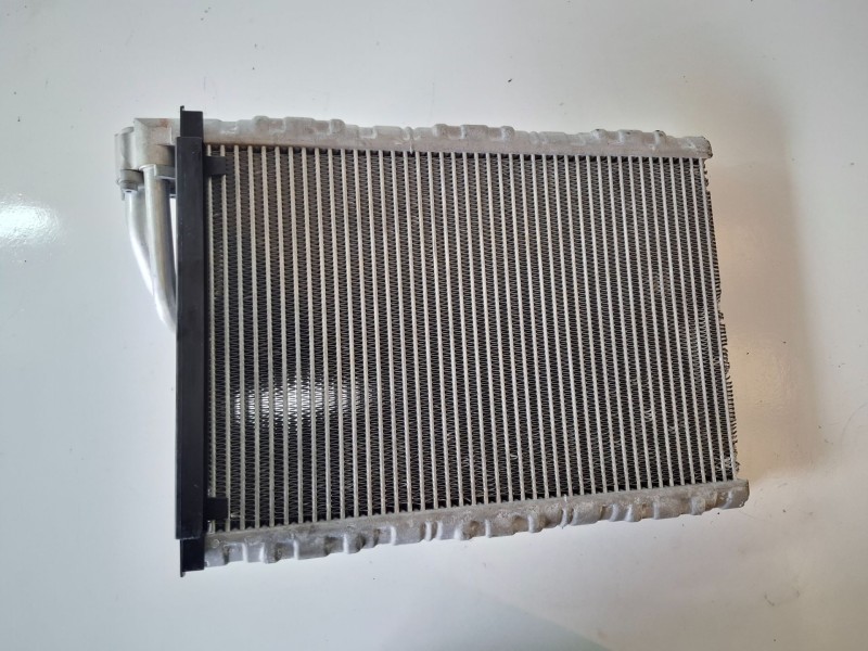 Recambio de radiador calefaccion / aire acondicionado para audi a5 coupe (8t) cam referencia OEM IAM   