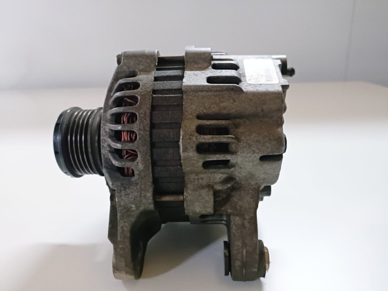Recambio de alternador para nissan kubistar (x76) k9k710 referencia OEM IAM 8200120286  