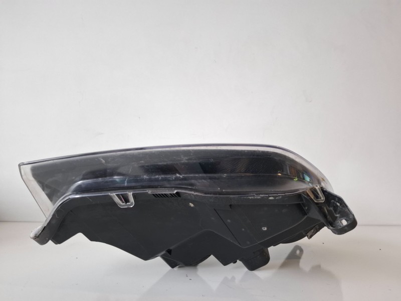 Recambio de faro izquierdo para opel astra h berlina z16xe1 referencia OEM IAM   