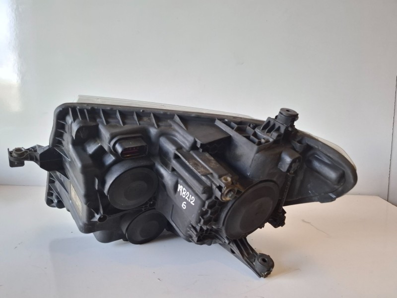 Recambio de faro derecho para volkswagen crafter furgón (sy/sx) dau referencia OEM IAM 7C1941006  