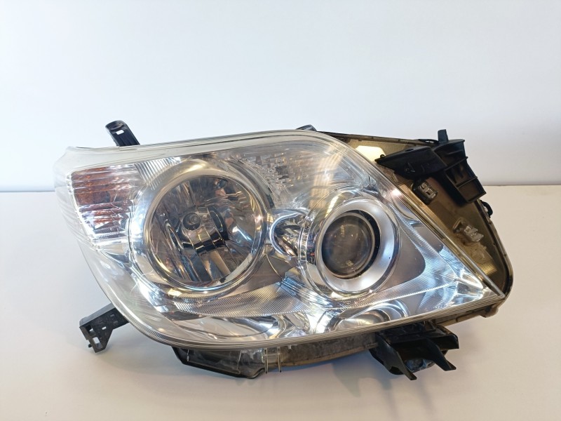 Recambio de faro derecho para toyota land cruiser (j15) 1kdftv referencia OEM IAM   