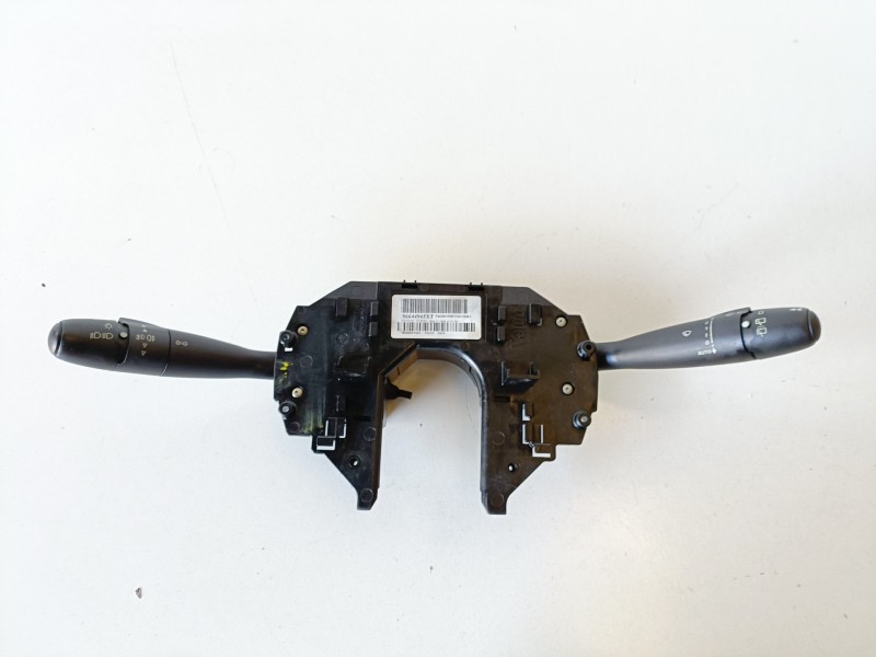 Recambio de mando luces para citroen c4 berlina 9hx referencia OEM IAM 96644965XT  
